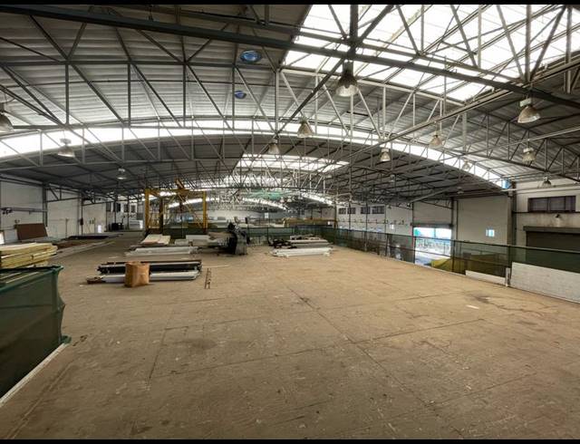 INDUSTRIAL PROPERTY TO RENT IN ROOIHUISKRAAL NORTH